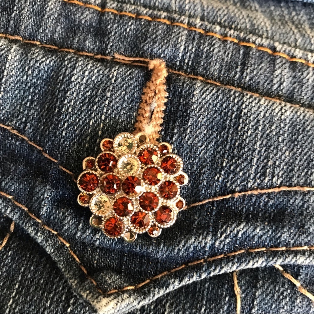 True Religion Jeans Blingy buttons amber rhinestones Y2K - Picture 3 of 13